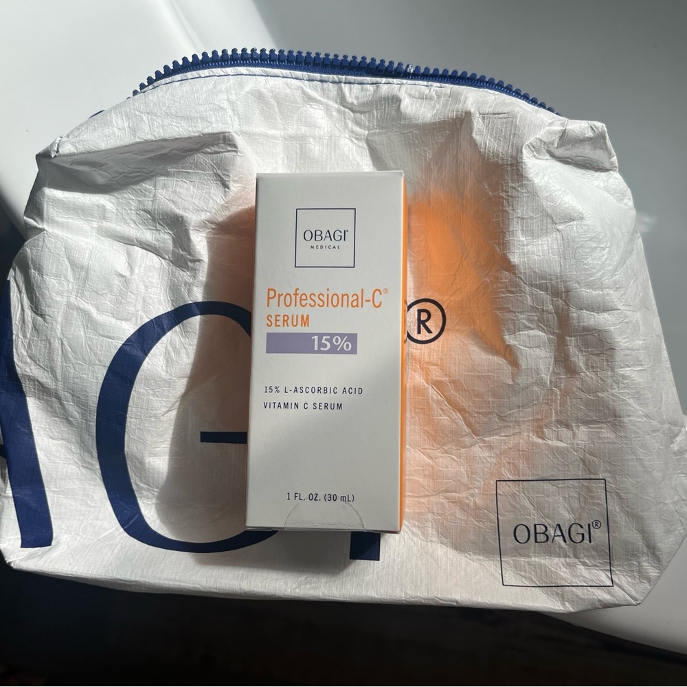 Obagi Professional-C Serum - PLUS Obagi cosmetics bag included!